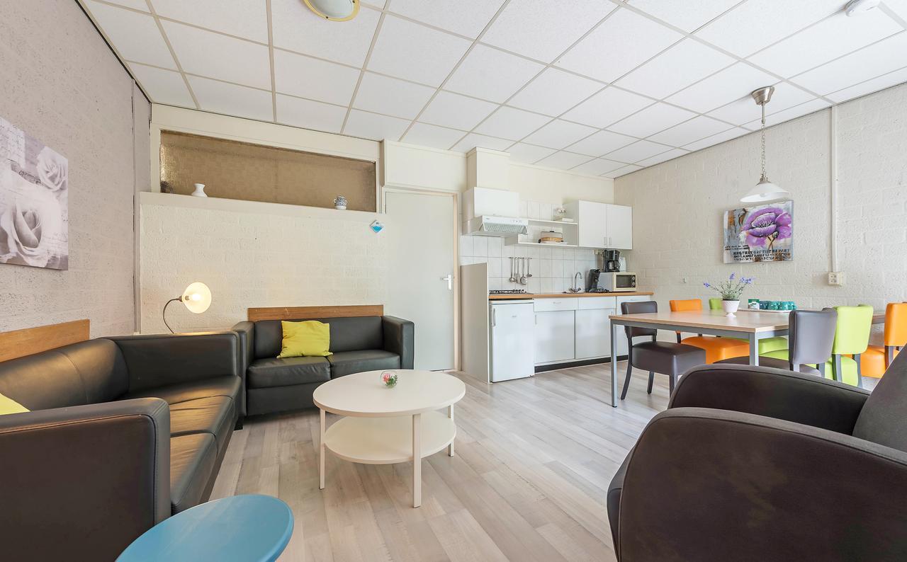 Roompot Schin Op Geul Born Стая снимка